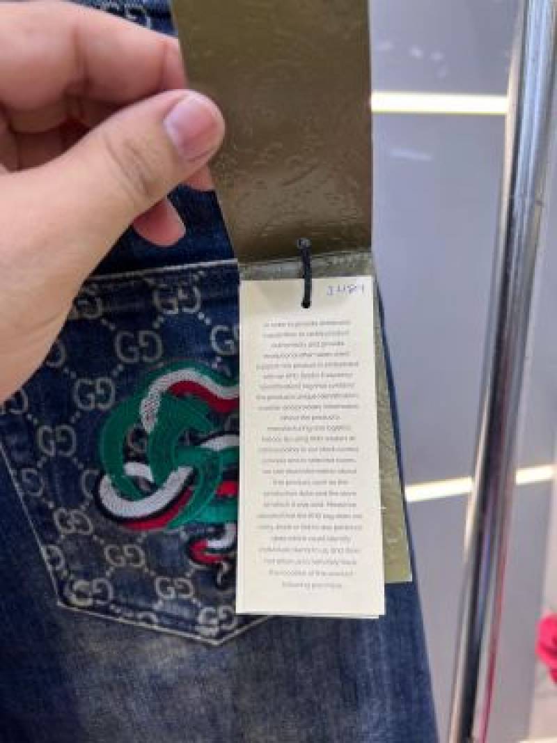 Gucci Blue Shade Premium Imported Stretchable Lycra Fabric Straight Fit Denim with Embroidered Design Sale Offer 3489