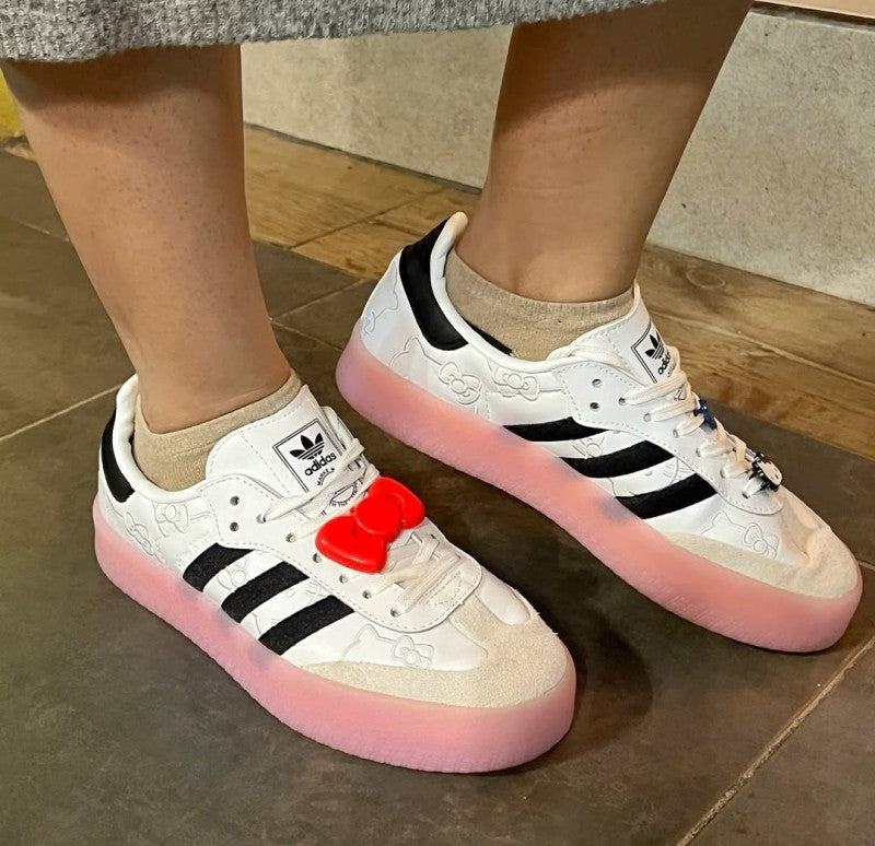 Adidas hello kitty x samba white black clear pink w