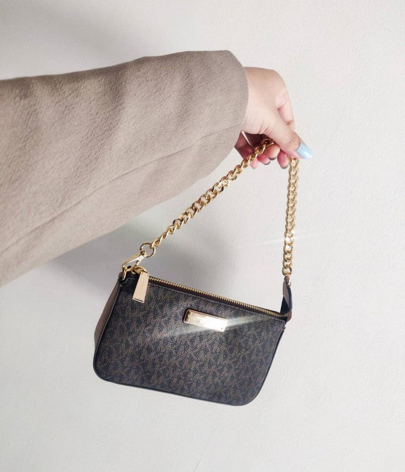 Michael Kors_Chain_Pouchette_With_DustCover