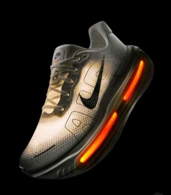 Nike Vomero Premiume white orange