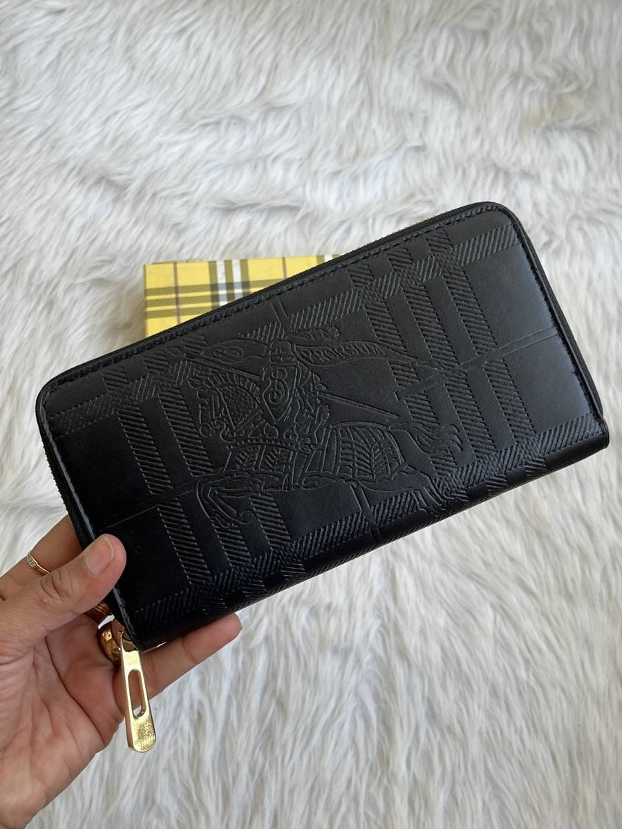 Burberry_139_Zippy_Wallet_With_OriginalBox