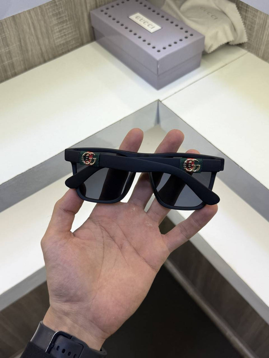 Gucci 1390 Matt black
