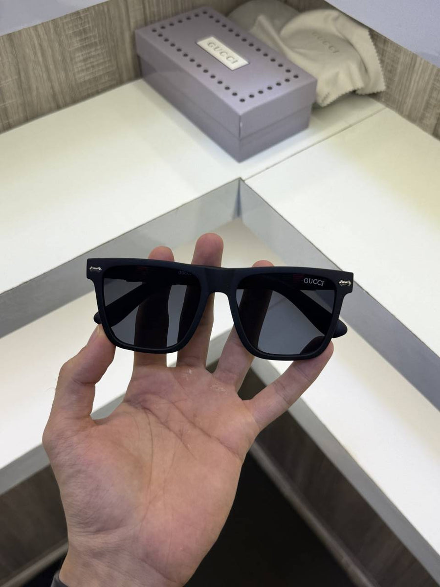 Gucci 1390 Matt black