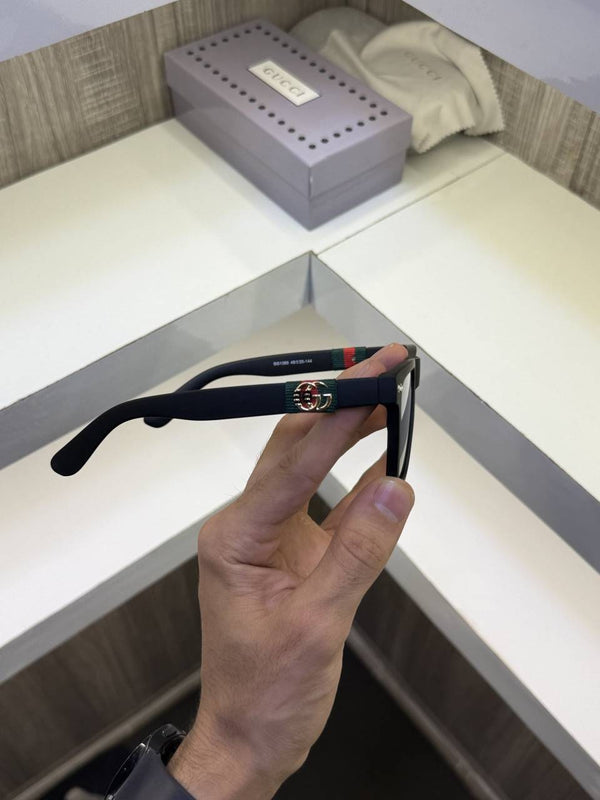 Gucci 1390 Matt black