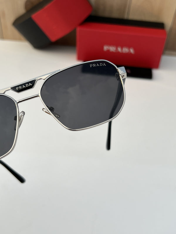 Prada_58_silver_black