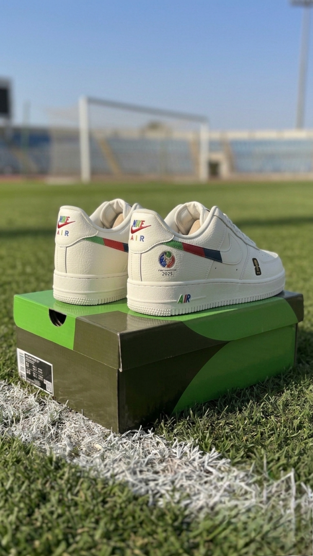 Nike AIRFORCE 1 LOW FIFA EDITION 2026
