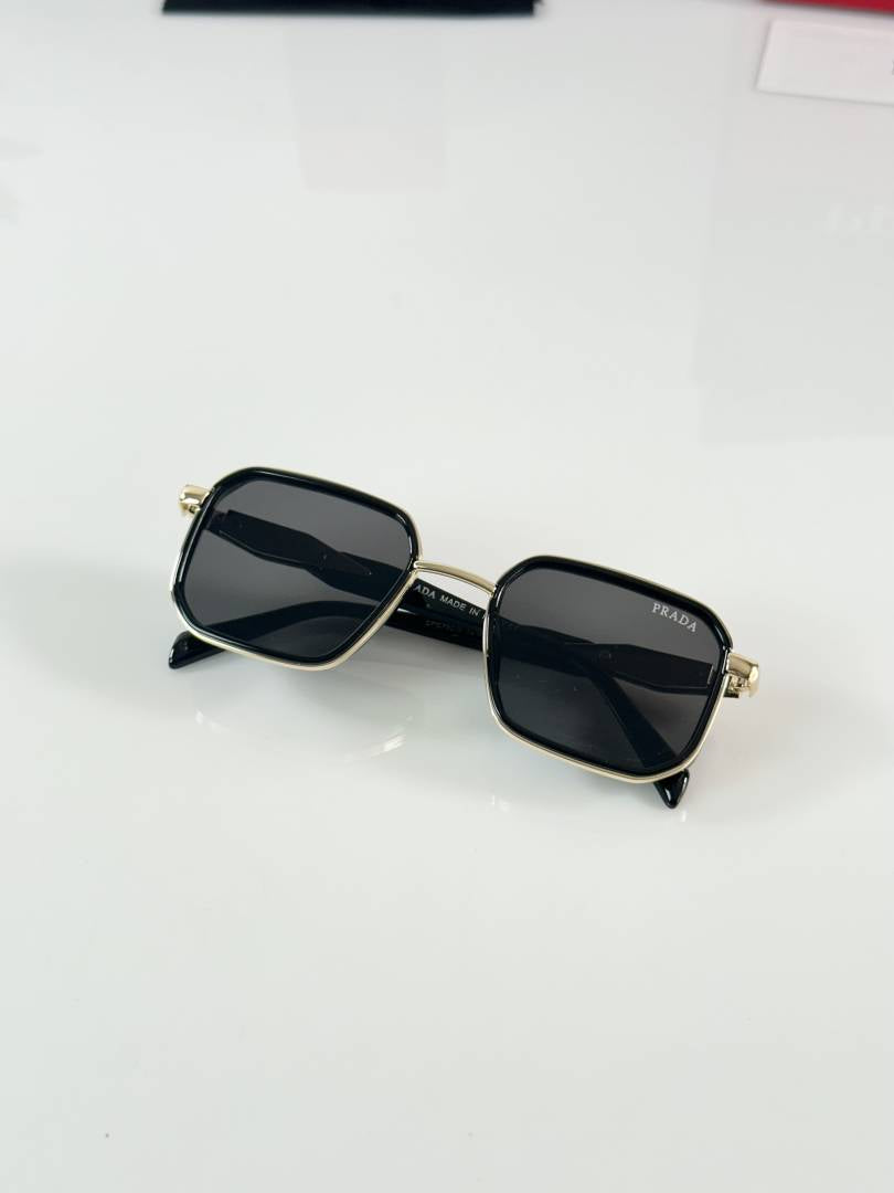 PR 792 Gold Black