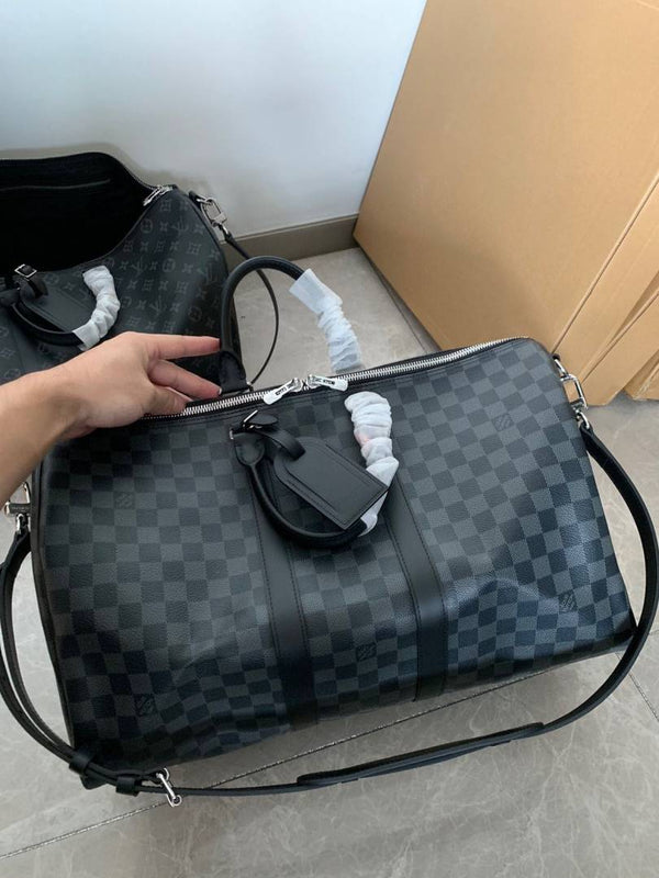 Louis_Vuitton_Keepall_55_DuffleBag_With_DustCover