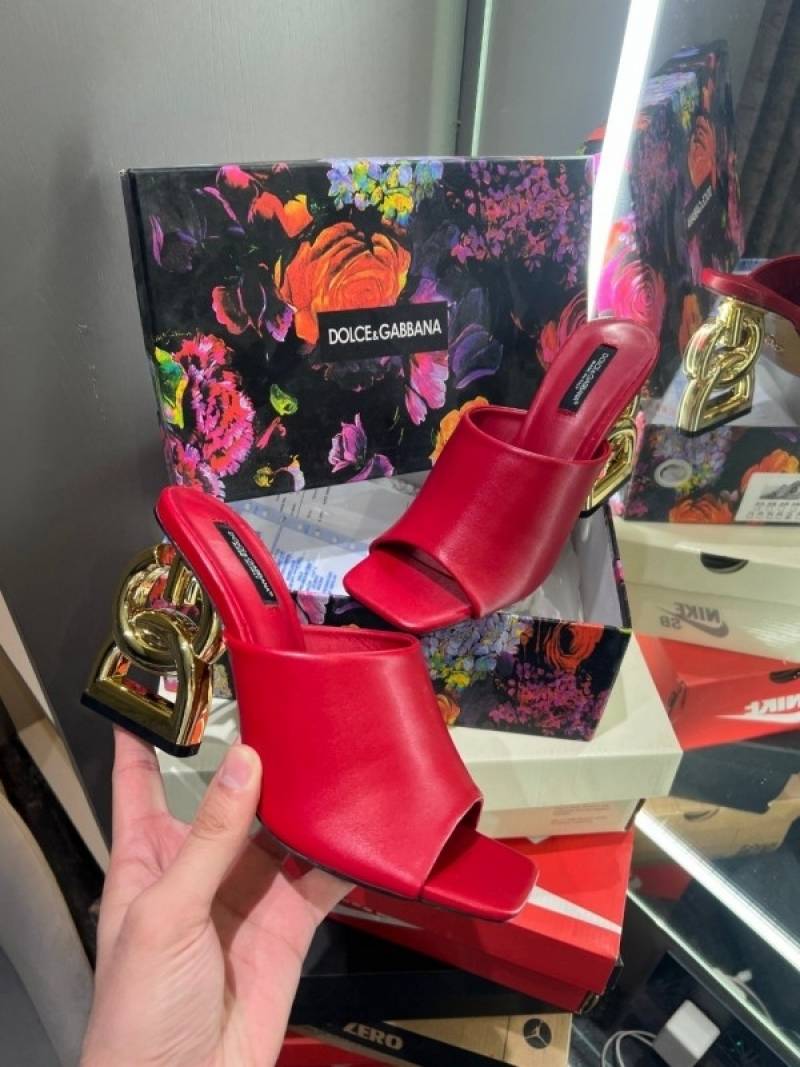 Dolce Gabana_D&G_High_heel_Gold_Sandals_With_OG_Box_&_Carry_Bag_(Wine-1045)