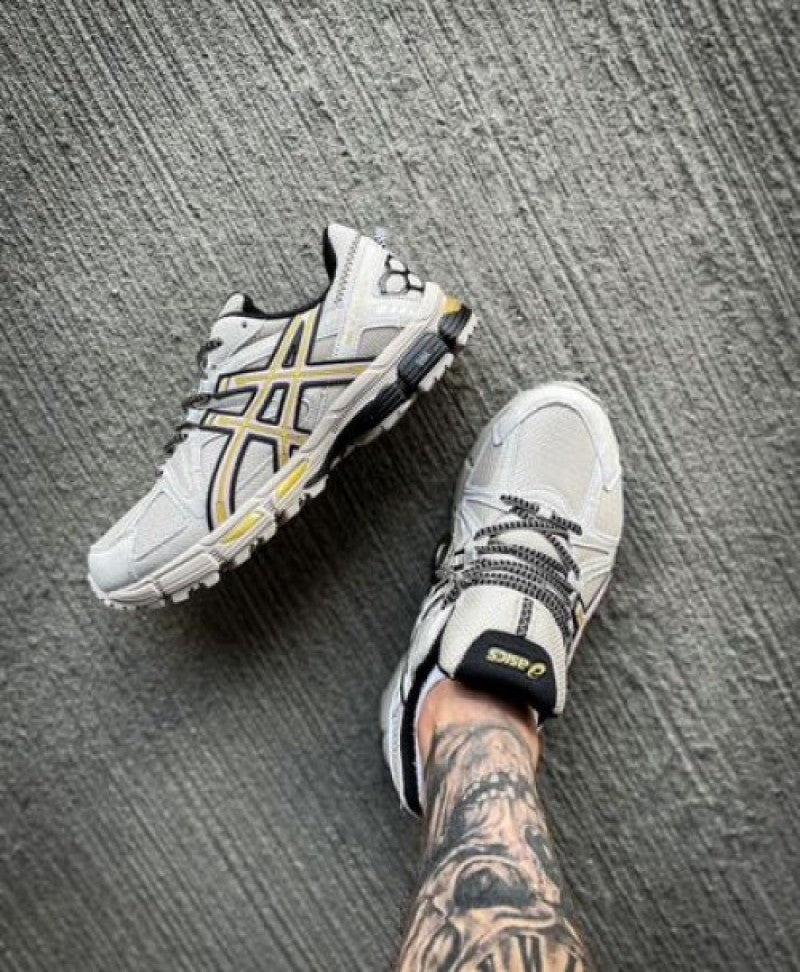 Asics Gel Kahana 8 Beige