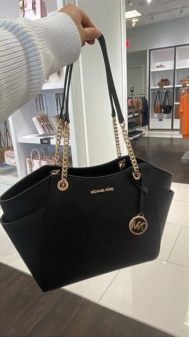 Michael Kors_Jet_Set_Signature_Shoulder_Tote_With_DustCover_CarryBag