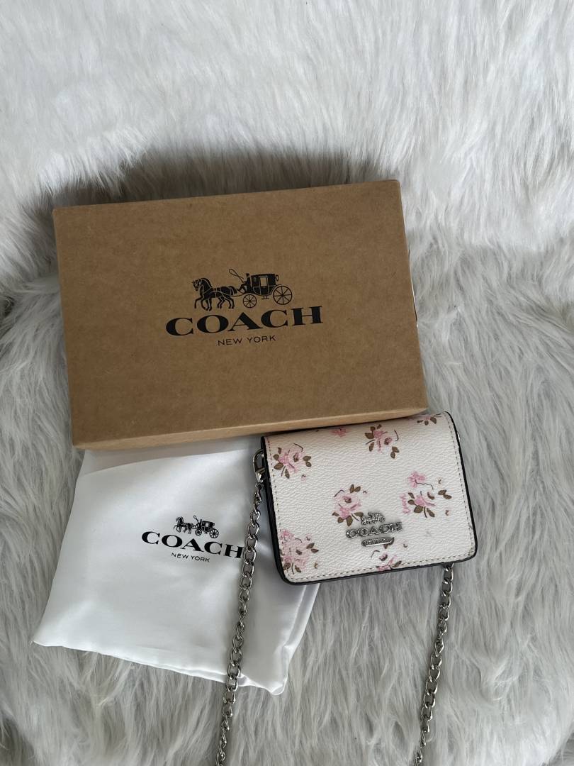 Coach Cw-7 ChainWallet With OriginalBox & DustCover