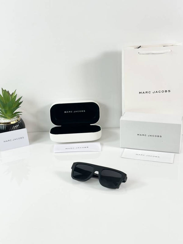 Marc Jacobs 1004 Black