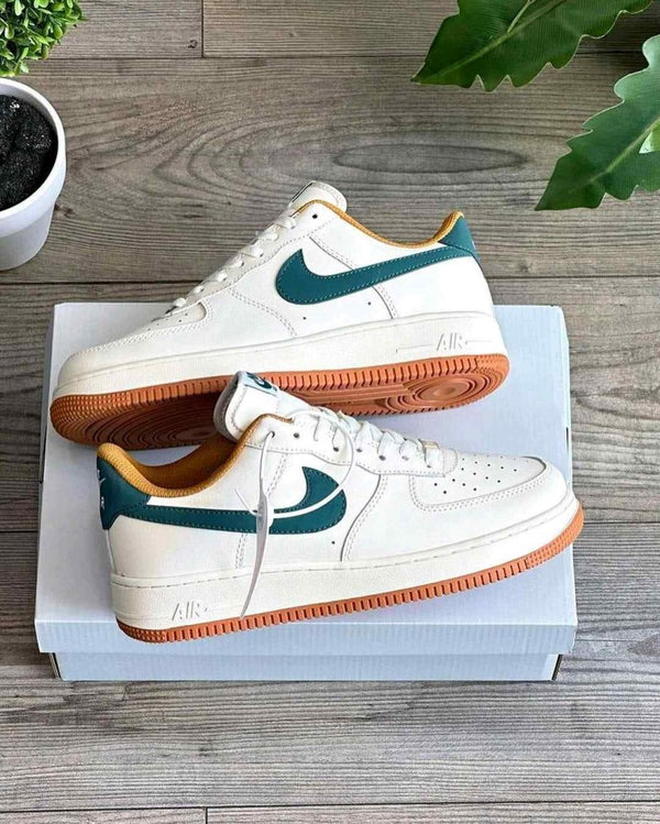 Nike AirForce 1 Hamava 1070