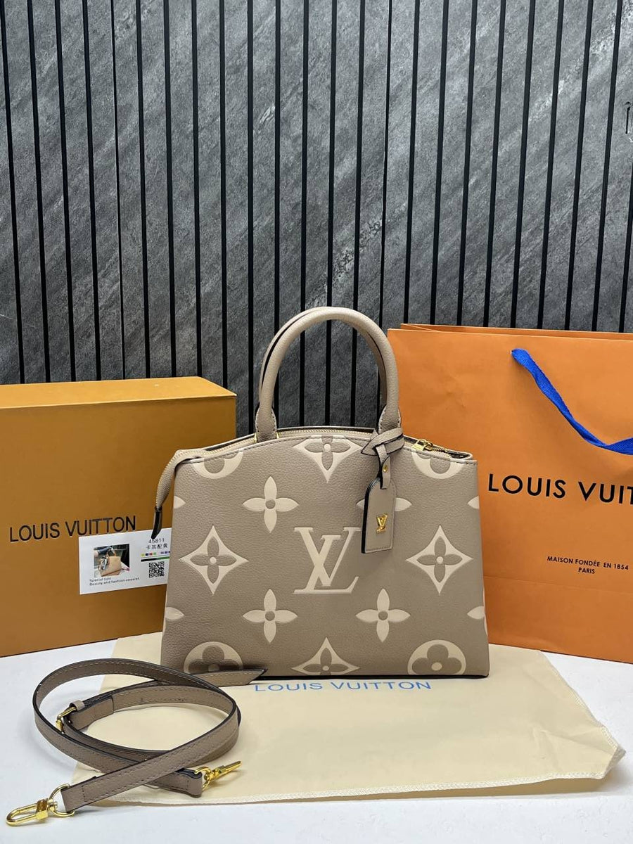 Louis Vuitton_CB_Petite_Palais_Handbag_With_OriginalBox_CarryBag