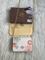 Coach_122_White_ChainOnWallet_With_OriginalBox_DustCover_BrandCard