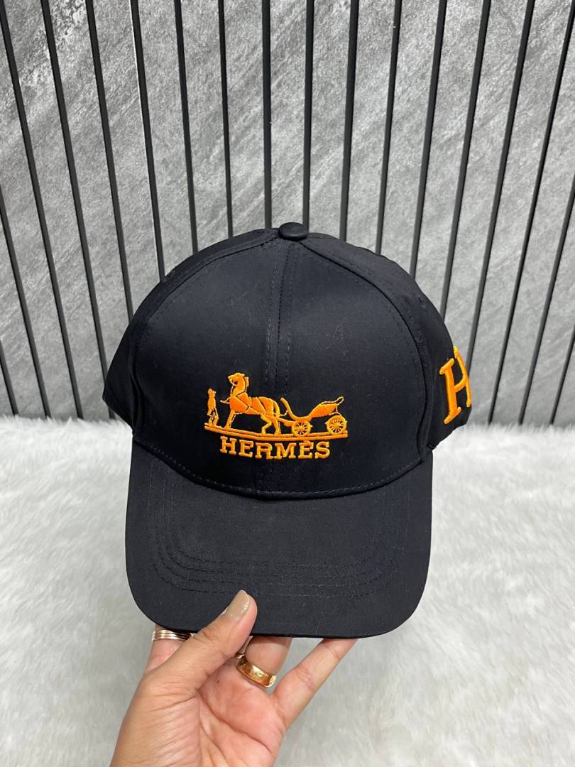 Hermes_Front_Logo_Black_Premium_Unisex_Cap_With_Safety_Box