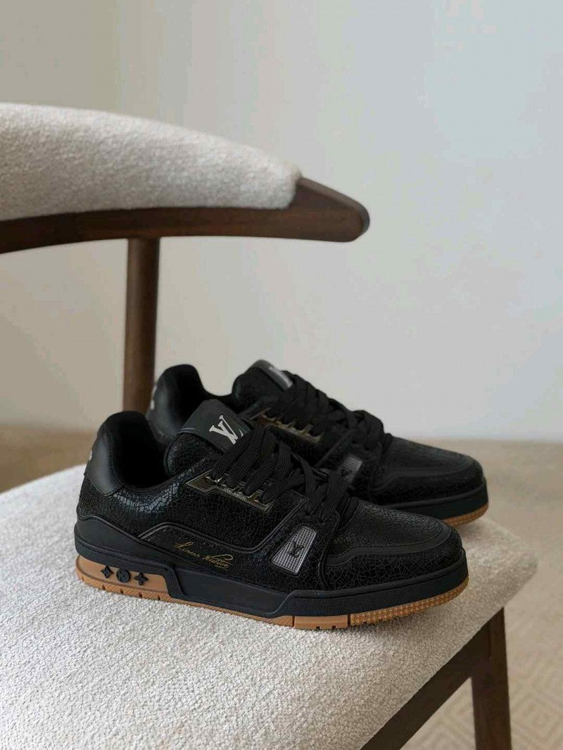 Louis Vuittonn LV Trainer Leather Black Gum