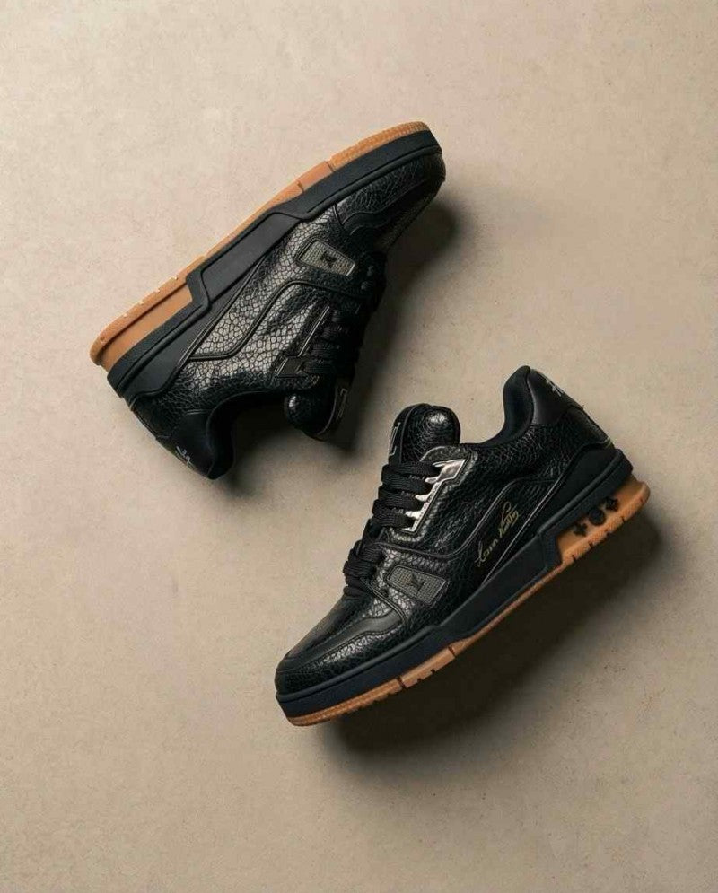 Louis Vuittonn LV Trainer Leather Black Gum