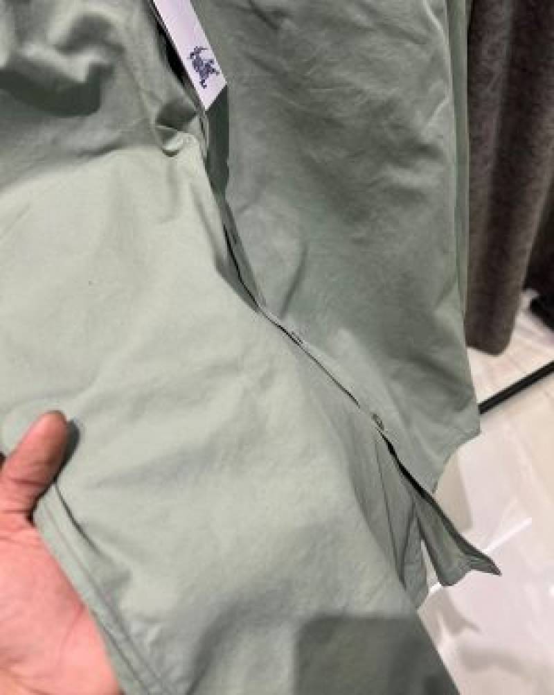 Burberry IMPORTED STORE ARTICLE SHIRT LIGHT GREEN