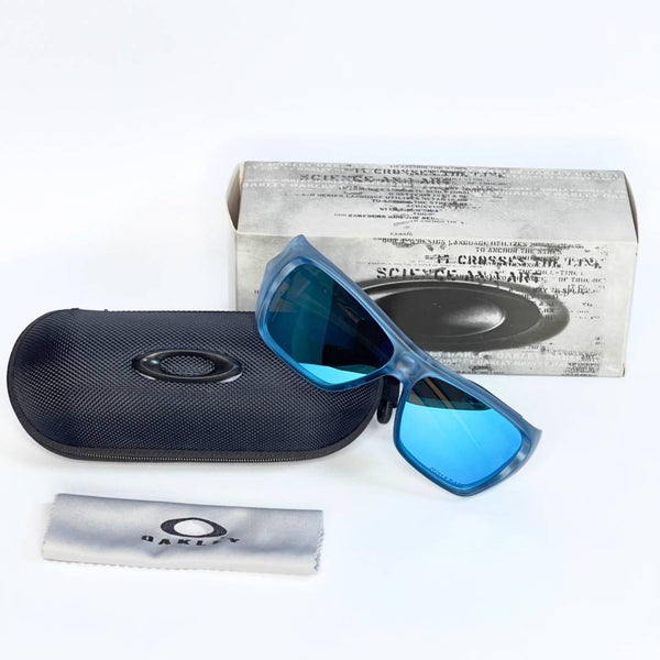 Oakley 824 matt blue aqua mercury