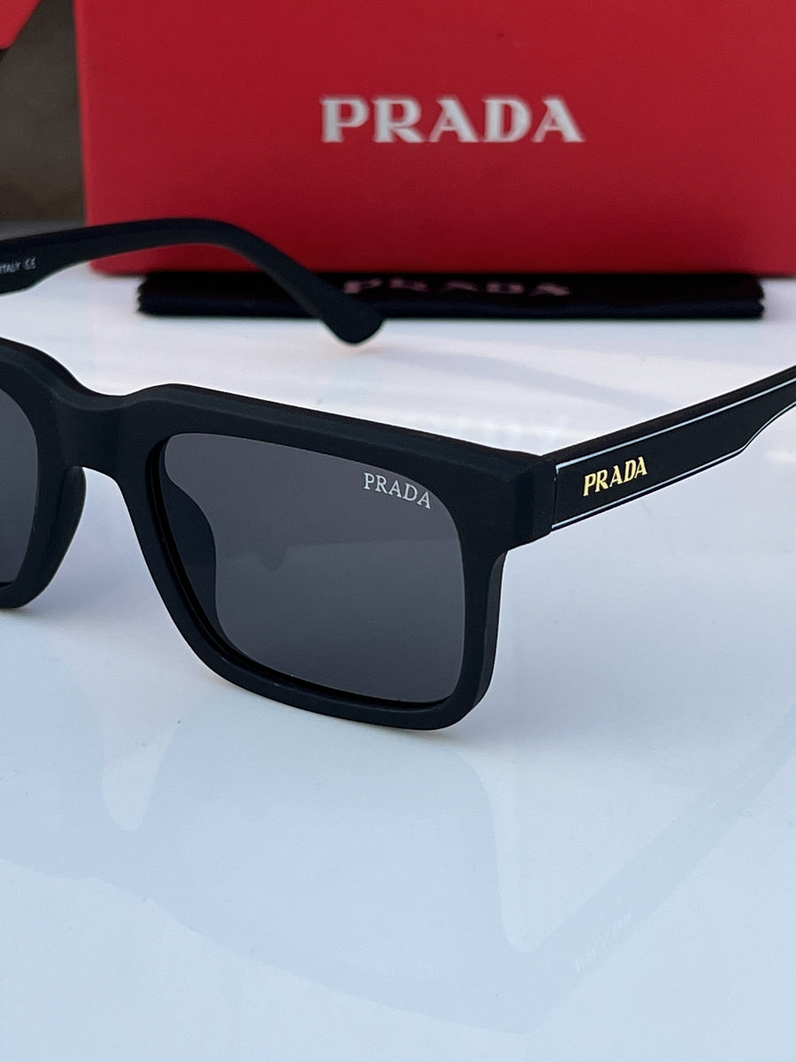 Prada_25_black