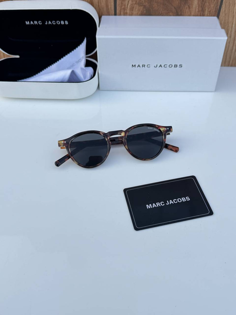 Marc_jacobs_1103_tiger_black