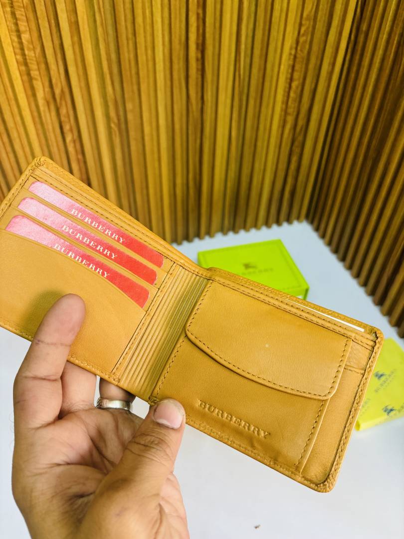 116 BURBERY PREMIUM QUALITY WALLET