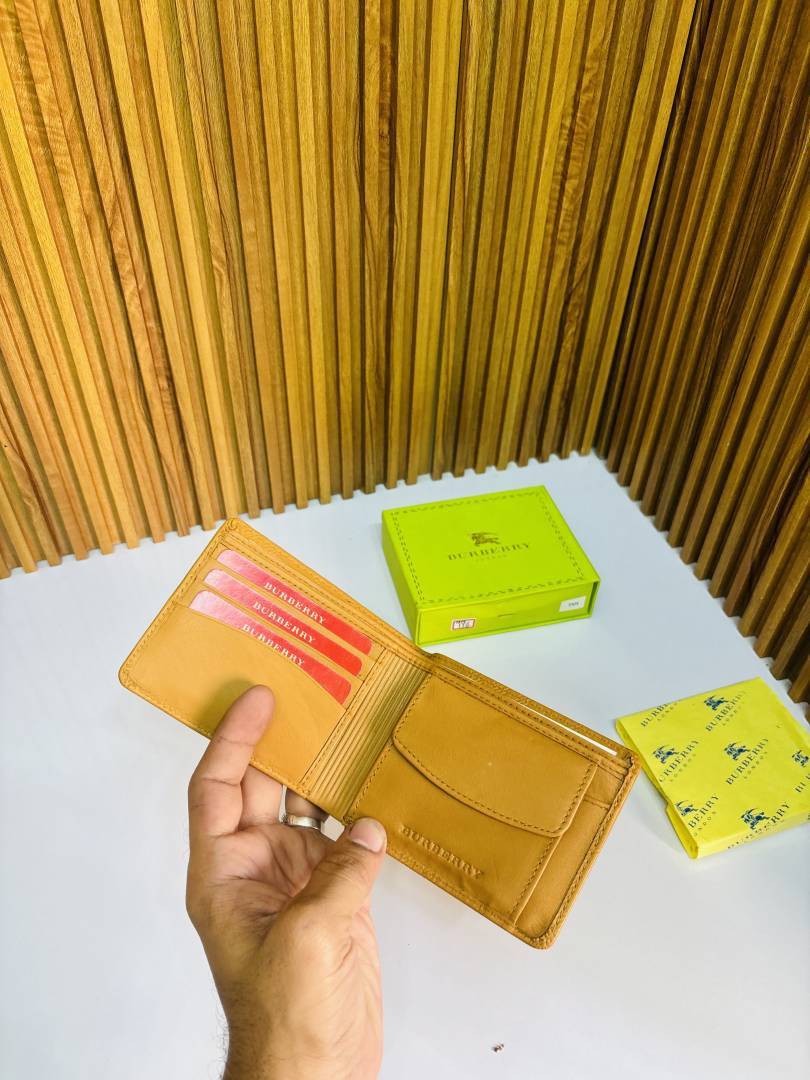 116 BURBERY PREMIUM QUALITY WALLET