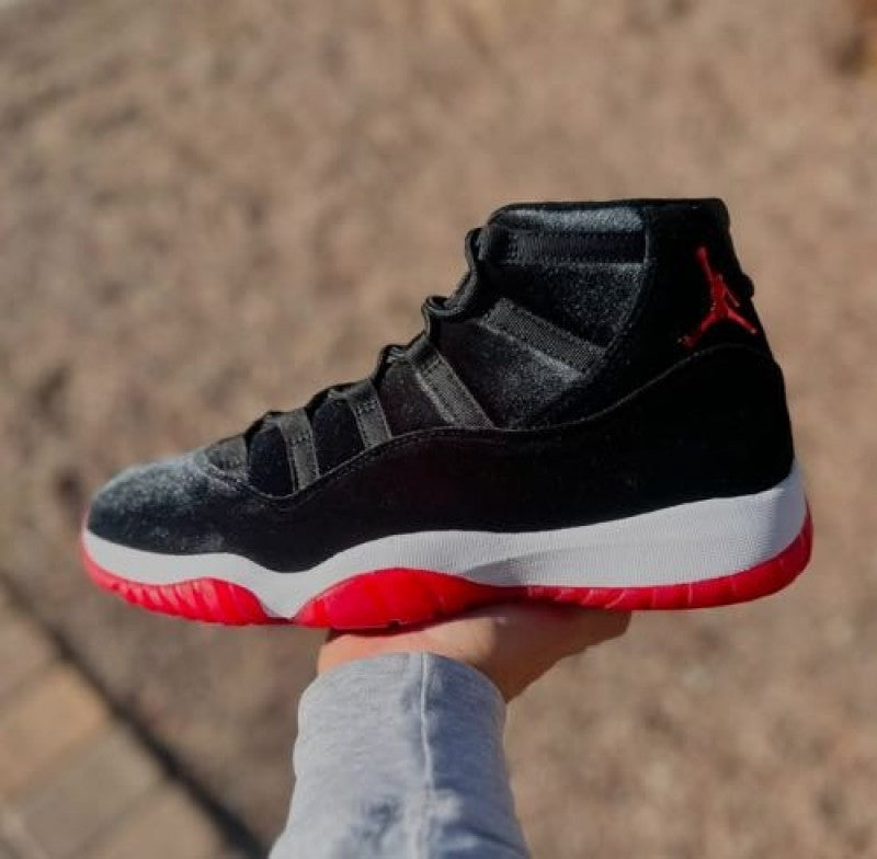 Nike Air Jordan 11 Retro Bred Velvet