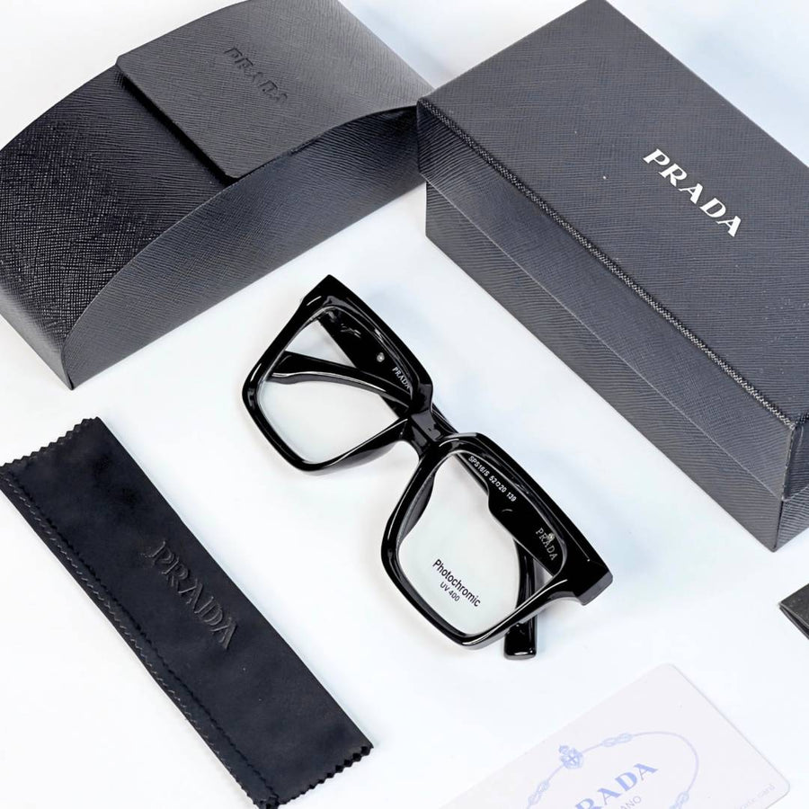 Prada 516 black plano