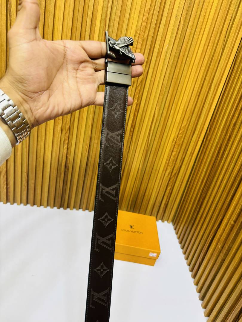 60 LV LOIUS VUTTON PREMIUM QUALITY REVERSIBLE BELT