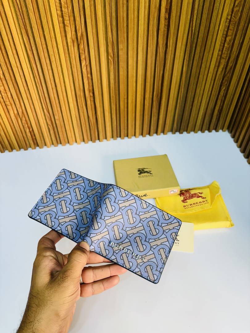 107 BURBERY PREMIUM QUALITY WALLET