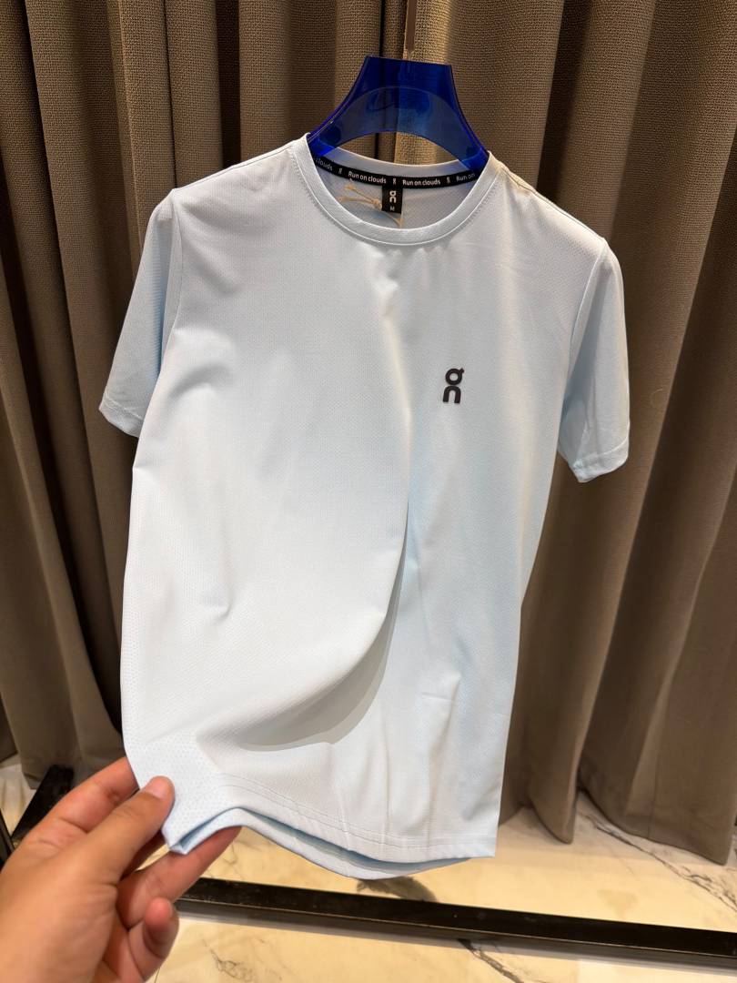On Cloud Round Neck T-shirt Sky Blue