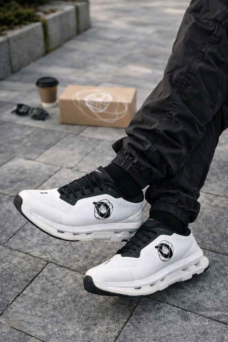 Kith x On Cloudzone White Black 2012
