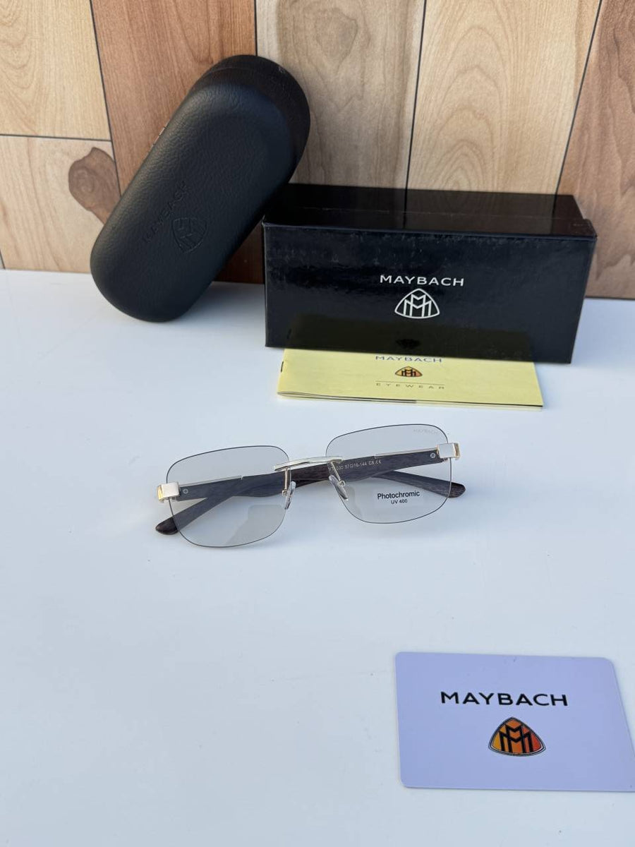 Maybach_1030_gold_grey_wooden