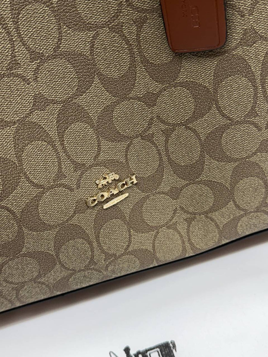 Coach Hanna CarryAll Medium Satchel Bag With Original Box & DustCover