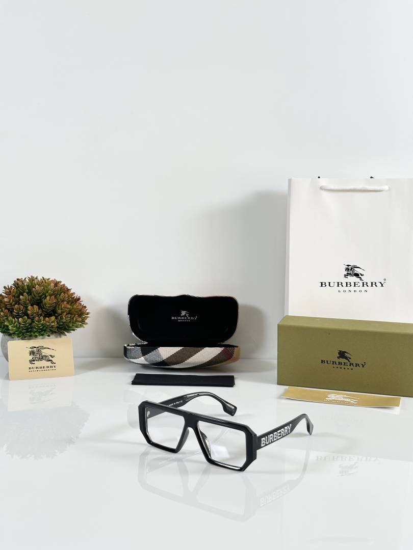 Burberry 4366 Black White Frame