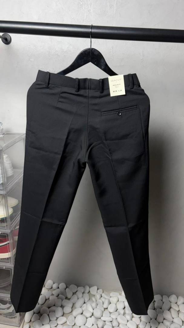 Gant Premium Straight Fit Pants 2382