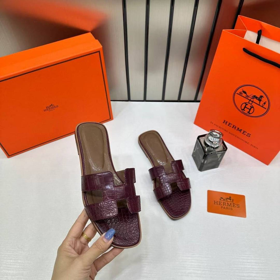 Hermes Paris Oran Flats Croc Leather White For Her With OG Box & Carry Bag Maroon Slide