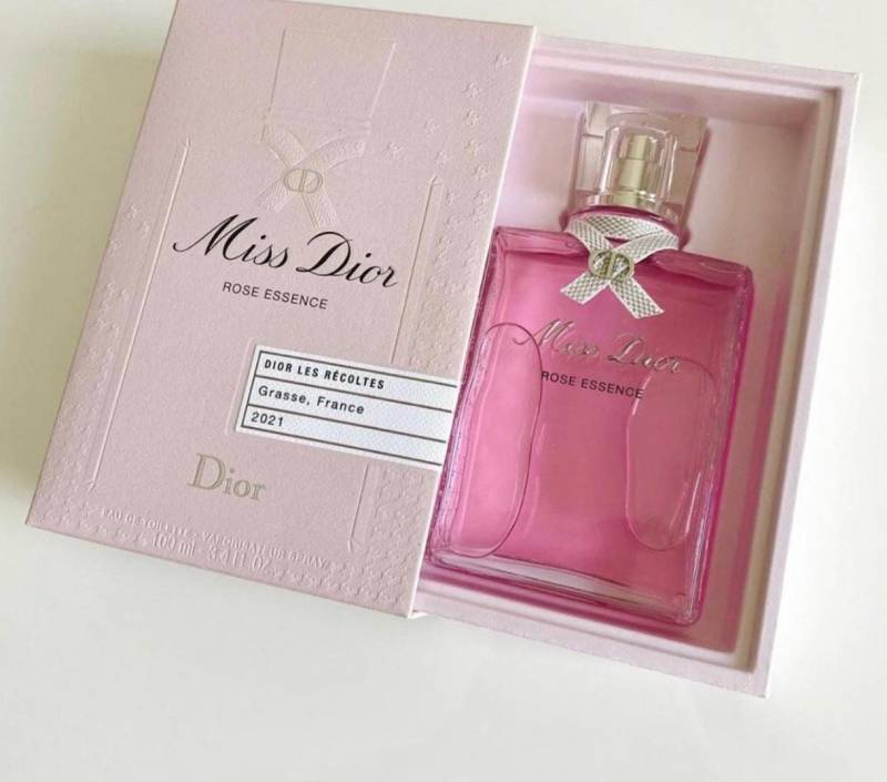 MISS DIYOR ROSE ESSENCE PREMIUM