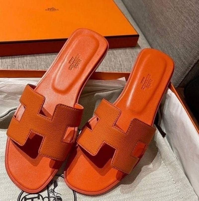 Hermes Paris Oran Flats With OG Box & Carry Bag (Orange - 750)