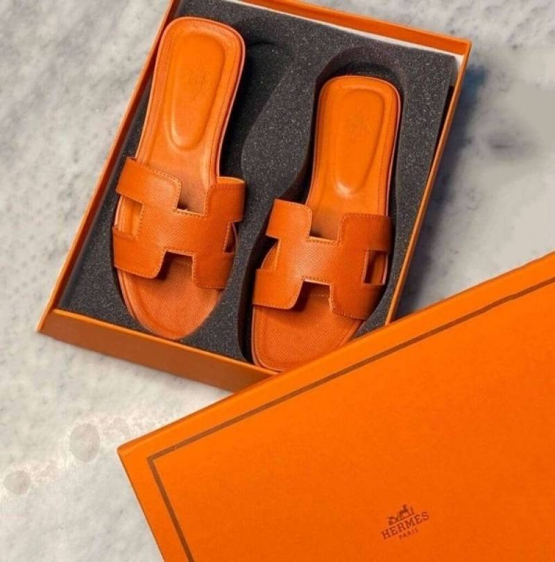 Hermes Paris Oran Flats With OG Box & Carry Bag (Orange - 750)