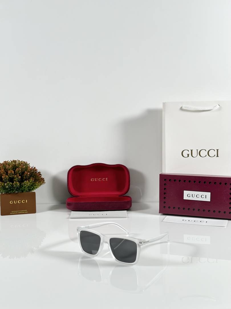 Gucci_2417_Ice_Black
