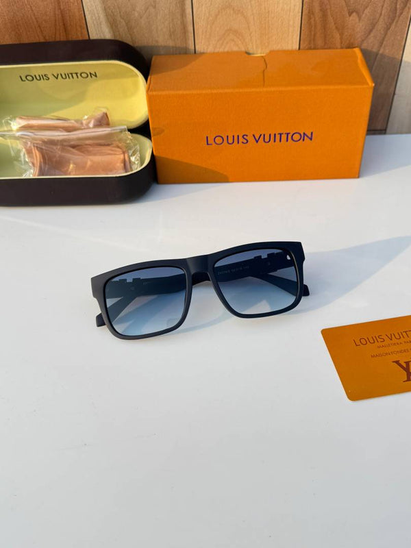 Louis Vuitton_578_matt_blue