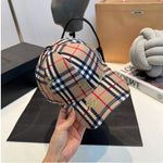 Burberry_NoReturn_Gold_Equestrian_Knight_Monogram_Premium_Unisex_Cap_(With_Safety_Box)