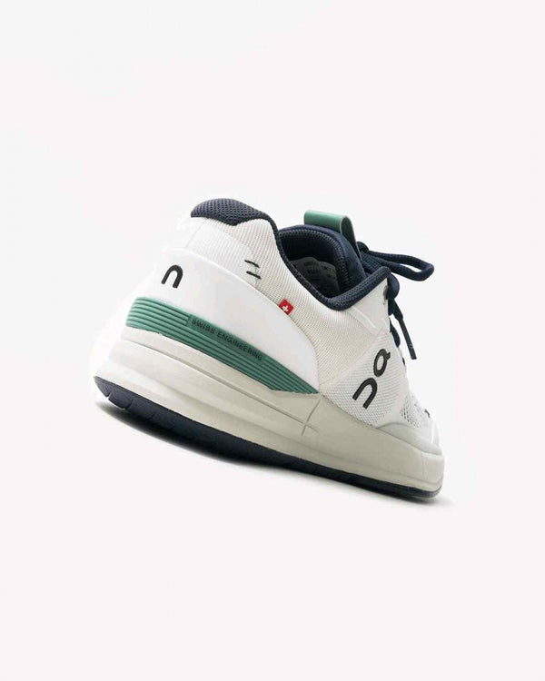 On The Roger Pro Undyed White Aloe 6157