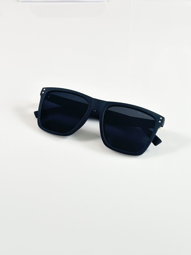 Marc Jacobs 6000 Black