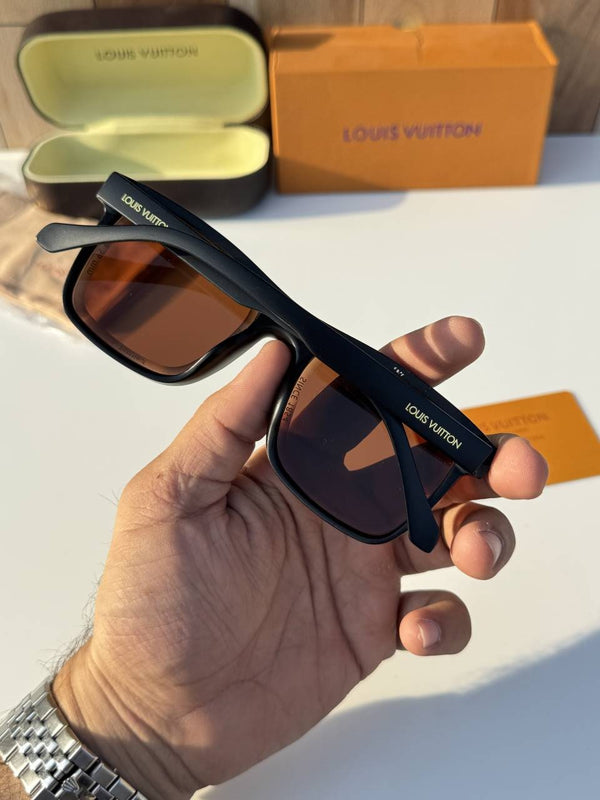 Louis Vuitton_6001_black_brown