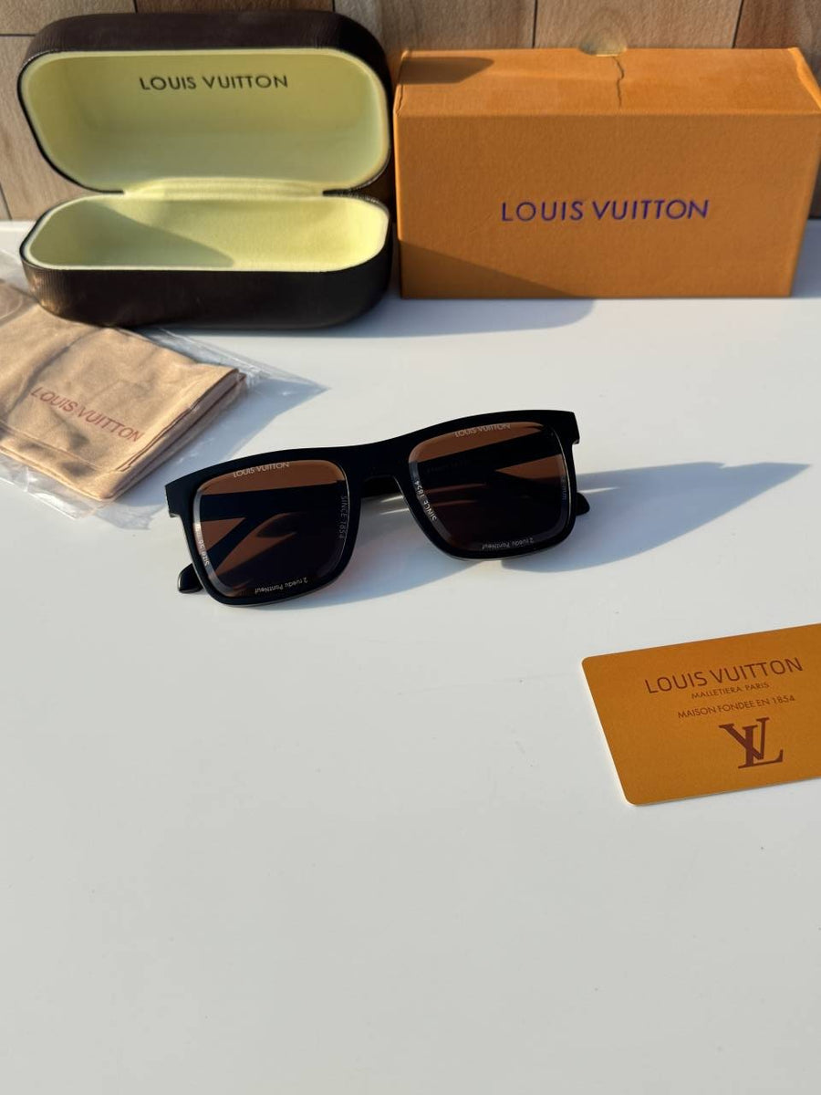 Louis Vuitton_6001_black_brown